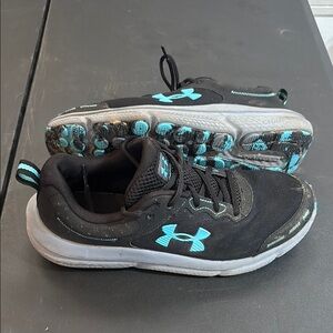 Under Armour Kids Black and Blue Sneakers